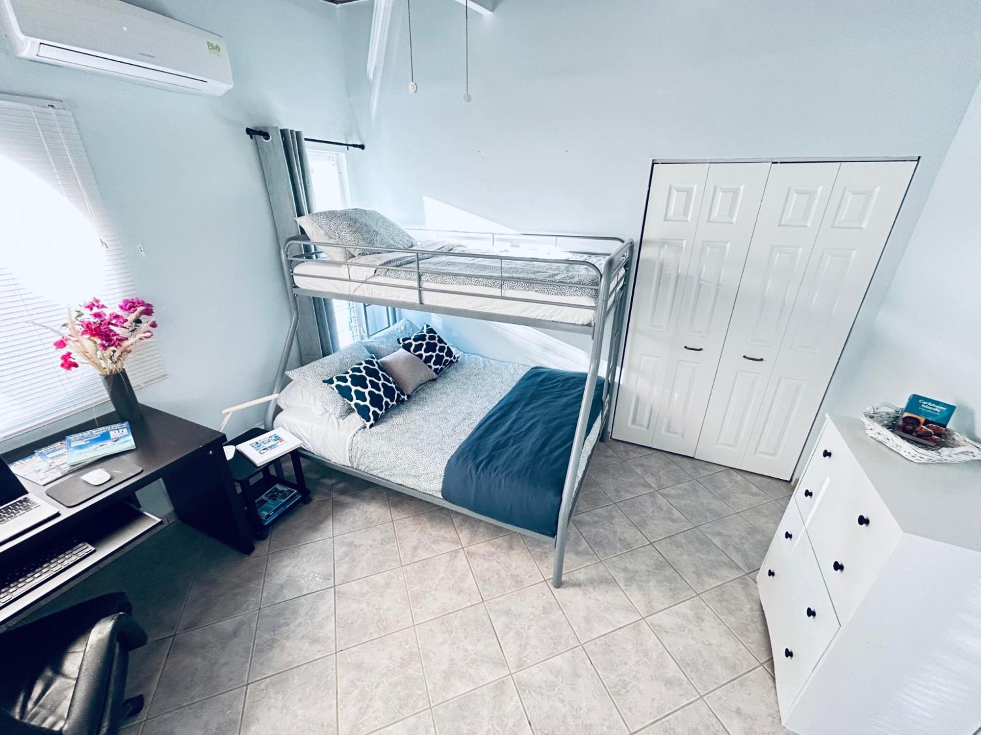 Flamingo House - Turks & Caicos Villa Turtle Cove ภายนอก รูปภาพ